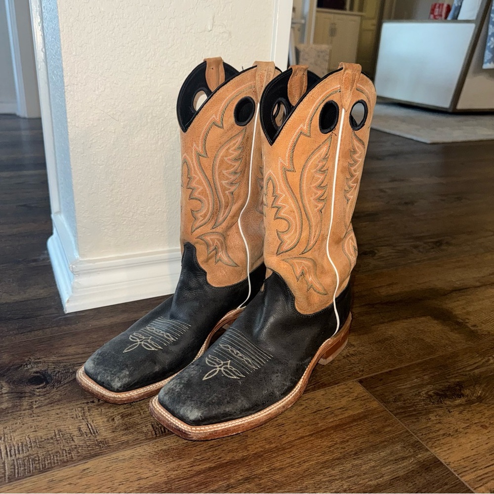 Justin Cowboy Boots Two-Tone Tan Shaft with Black square Foot Western Boots
